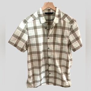 Arc’teryx Brohm Short Sleeve Shirt Men’s Medium Beige